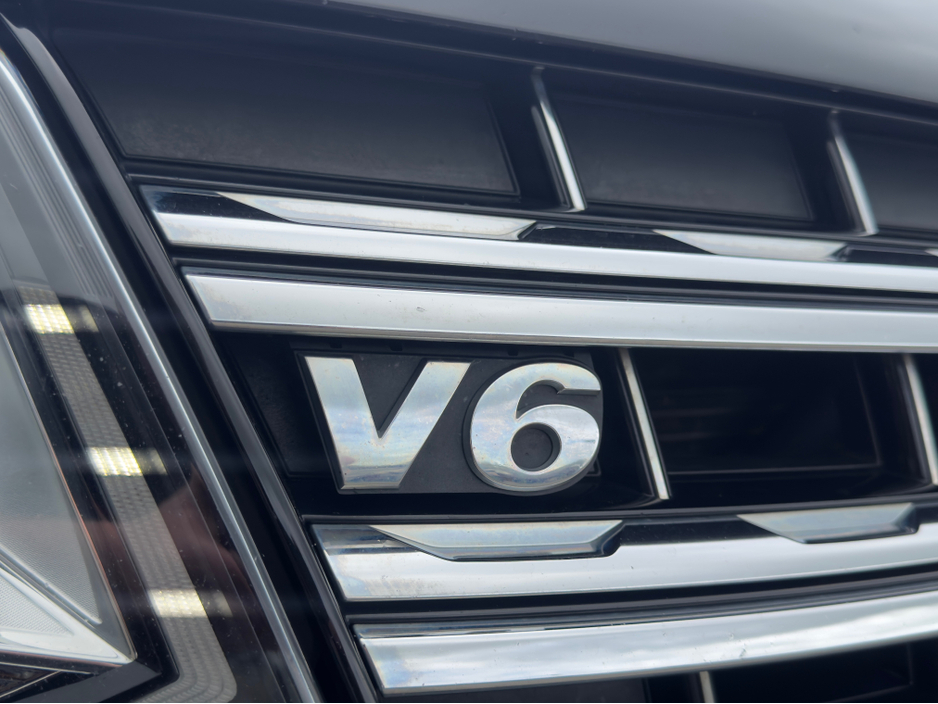 2019 Volkswagen Amarok - image 14