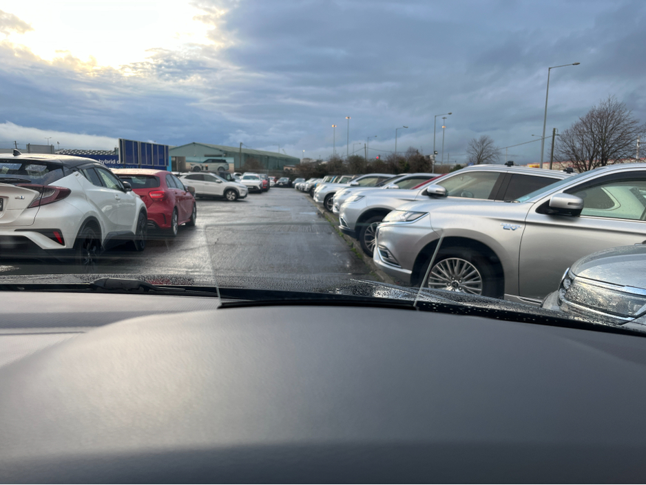 2020 Volkswagen Tiguan R-LINE 4MOTION AUTOMATIC 2.0 DIESEL //LOW MILES//HIGH SPEC//HEATED FRONT AND REAR SEATS//HEAD UP DISPLAY//360 PARKING CAMERAS// €34,950