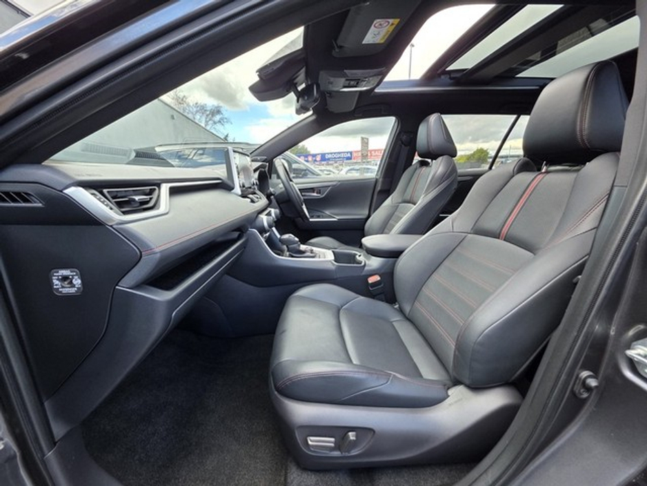 2022 Toyota Rav4 - image 7