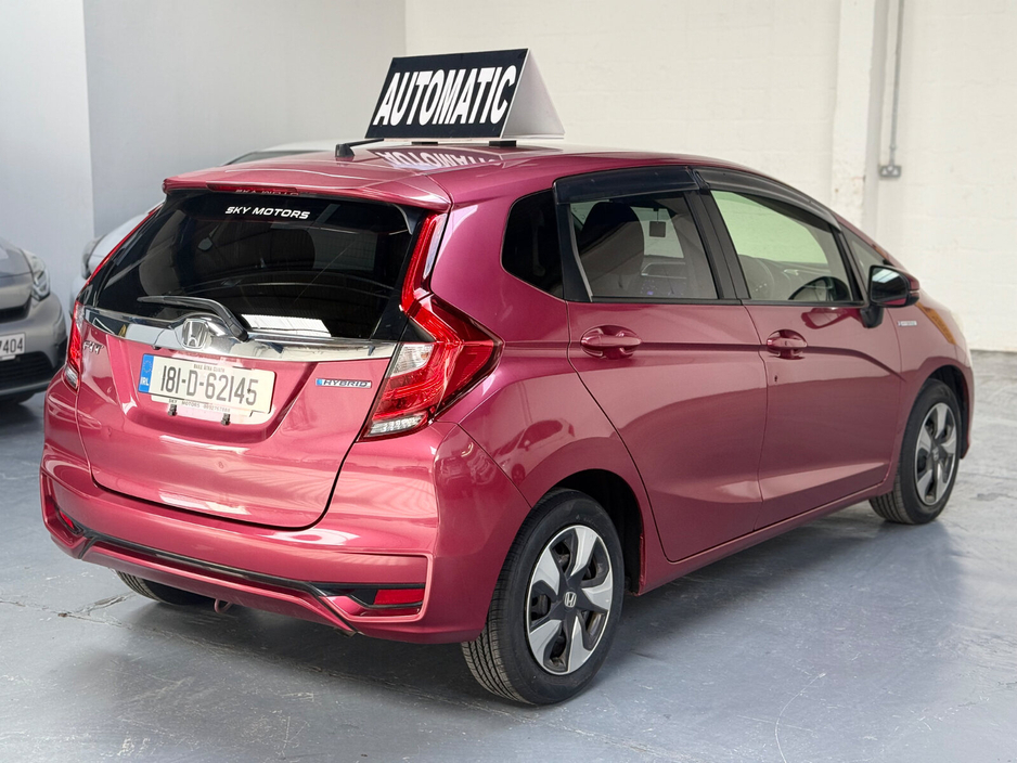 2018 Honda Fit - image 4