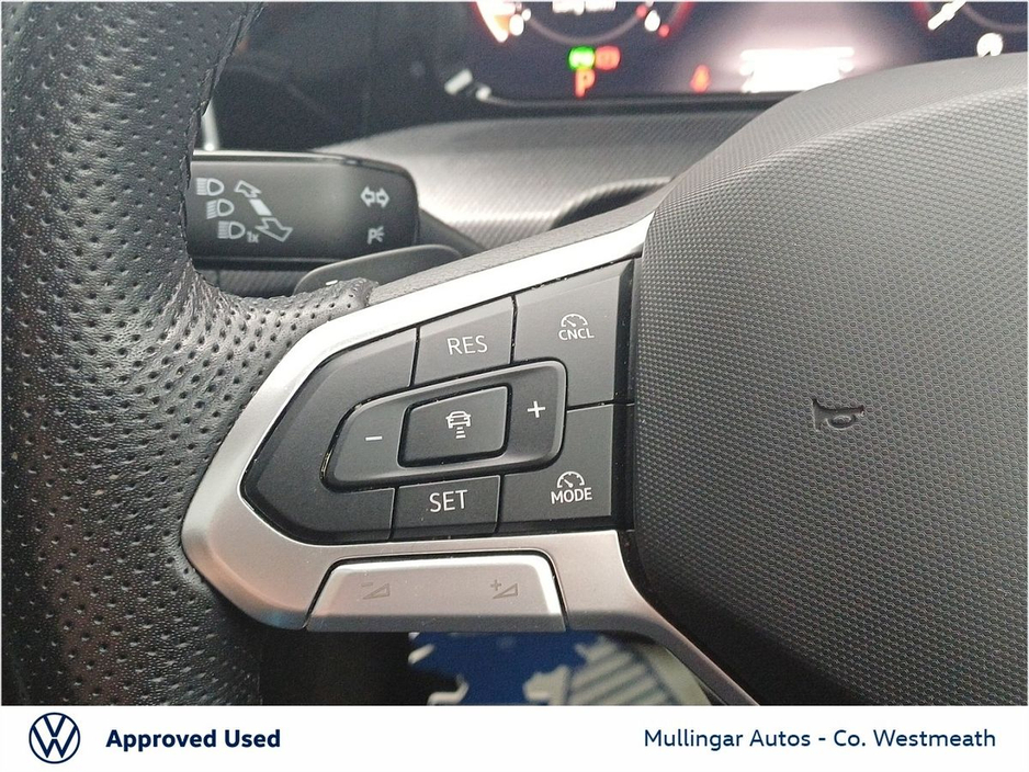 2024 Volkswagen Golf GOLF R-LINE 2.0TDI 150HP (EXTRAS) €41,950