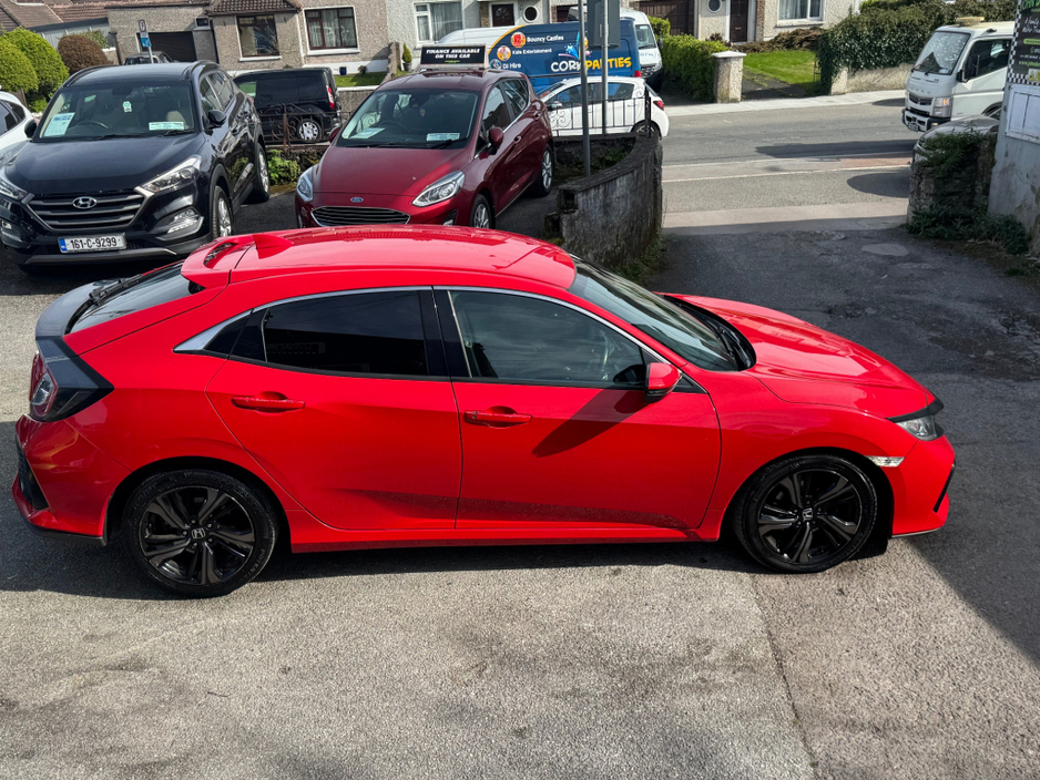 2018 Honda Civic - image 4