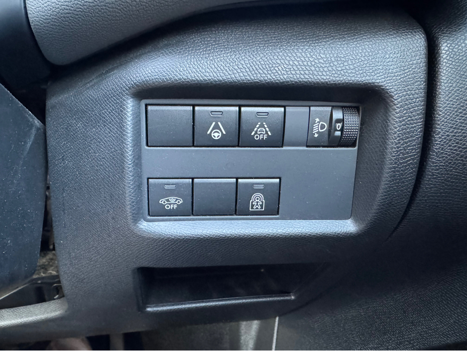 2021 Citroen C5 Aircross - image 27