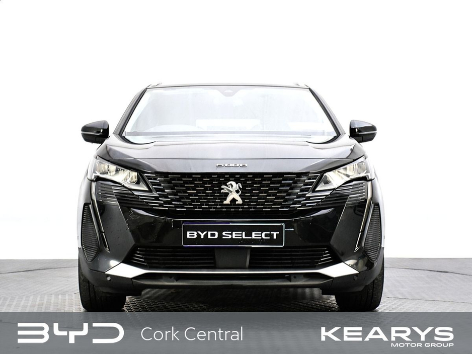 2021 Peugeot 5008 - image 4