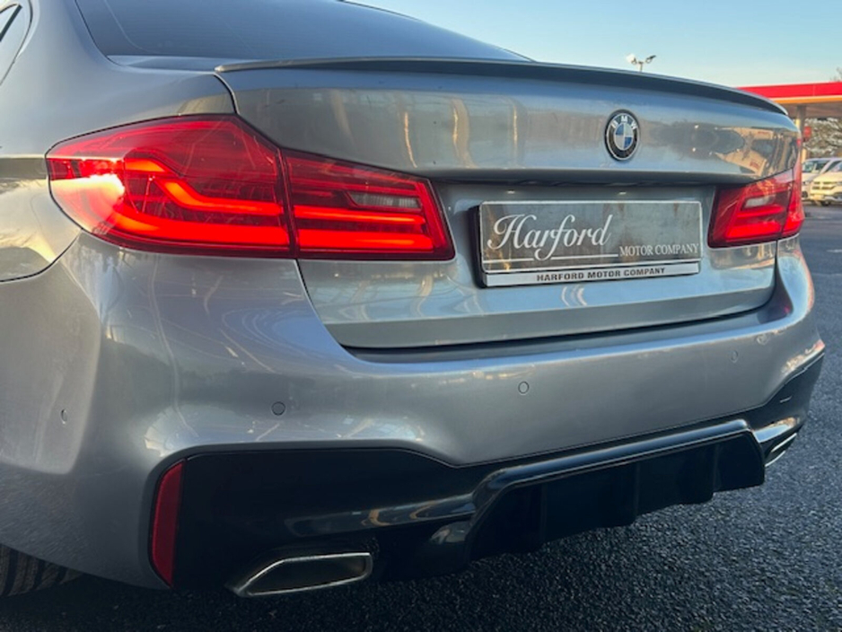 2019 BMW 5 Series 520i M Sport Auto €25,945