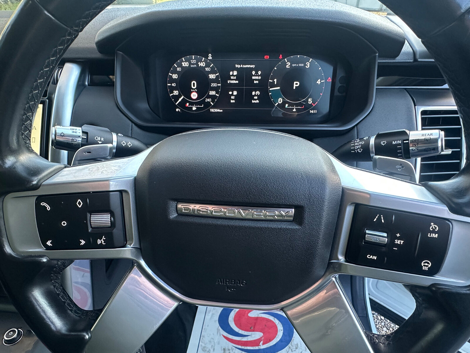 2021 Land Rover Discovery  €29,950