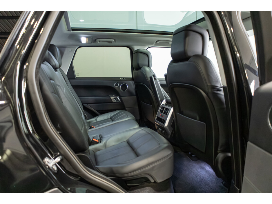 2019 Land Rover Range Rover Sport - image 12