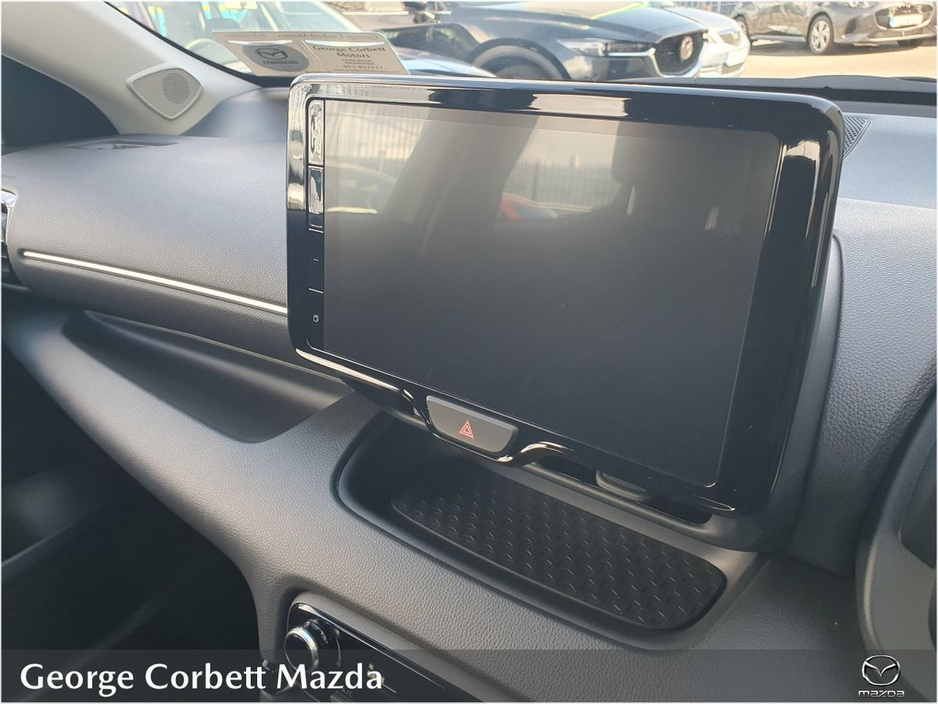 2025 Mazda Mazda2 - image 10