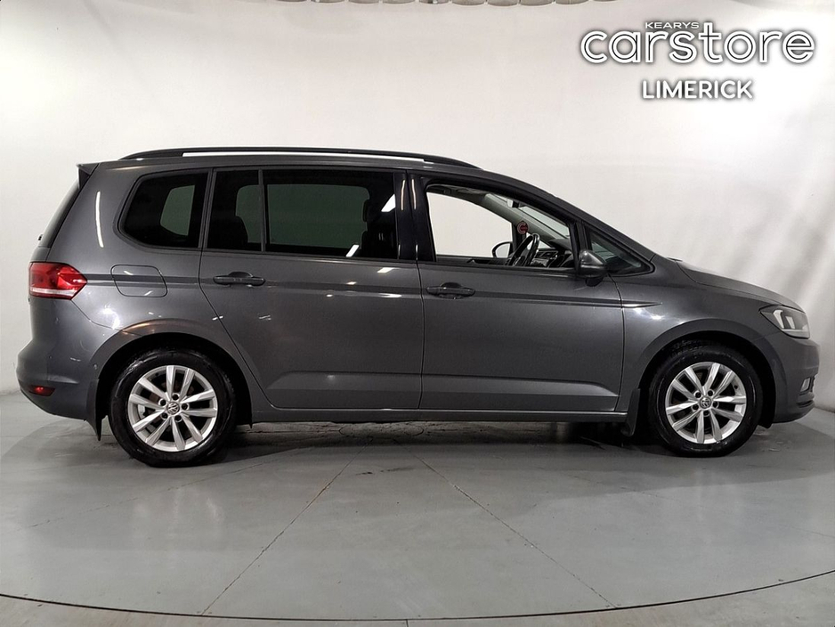 2016 Volkswagen Touran 2.0 TDI 150HP DSG Comfortline €18,880