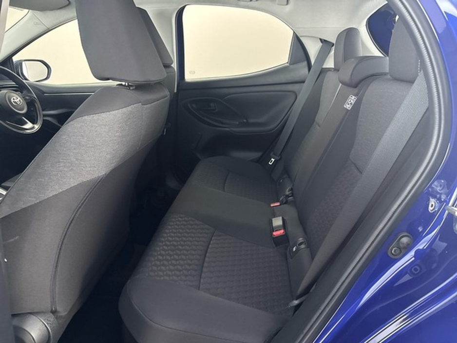 2023 Toyota Yaris HYBRID LUNA €23,950