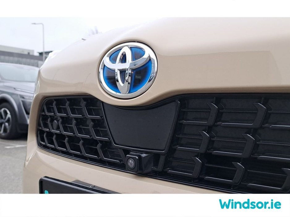 2023 Toyota Yaris Cross - image 33