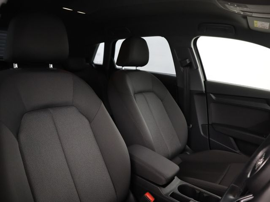 2022 Audi A3 30 TDI 116HP SE €24,750