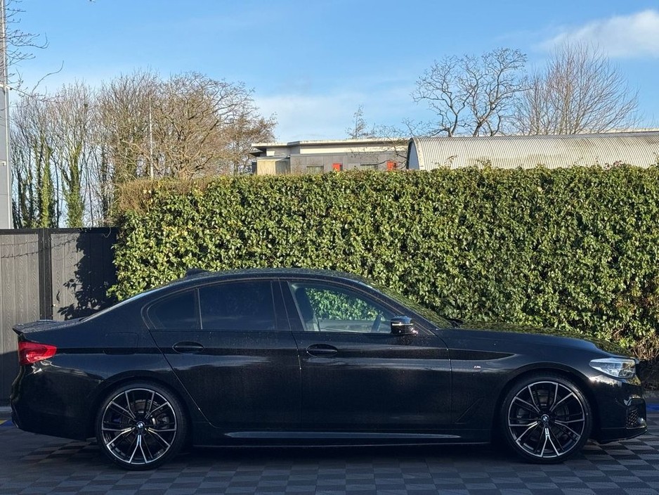 2021 BMW 5 Series 523d M-SPORT COMPETITION 2.0 D // FULL SERVICE HISTORY // 360 PARKING CAMERAS // NEW 20" M5 COMP ALLOYS €38,900