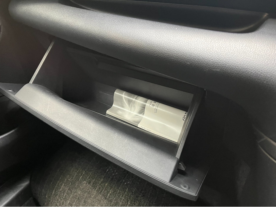 2020 Toyota Yaris - image 14