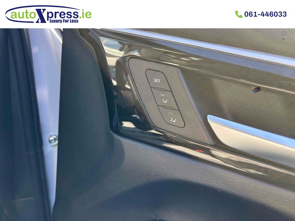 2022 Mitsubishi Outlander - image 10