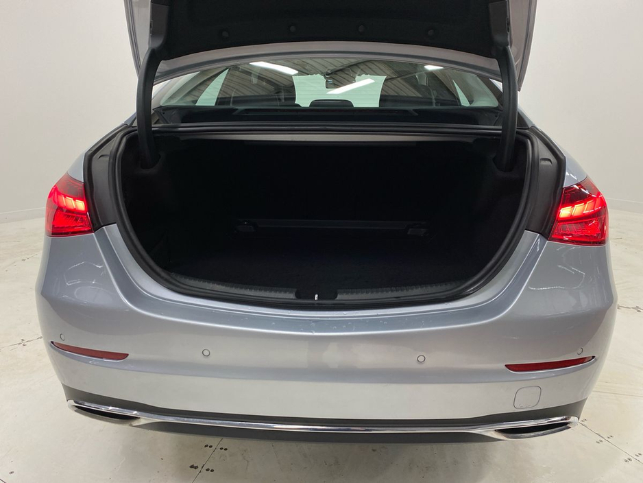 2022 Mercedes-Benz C Class - image 18