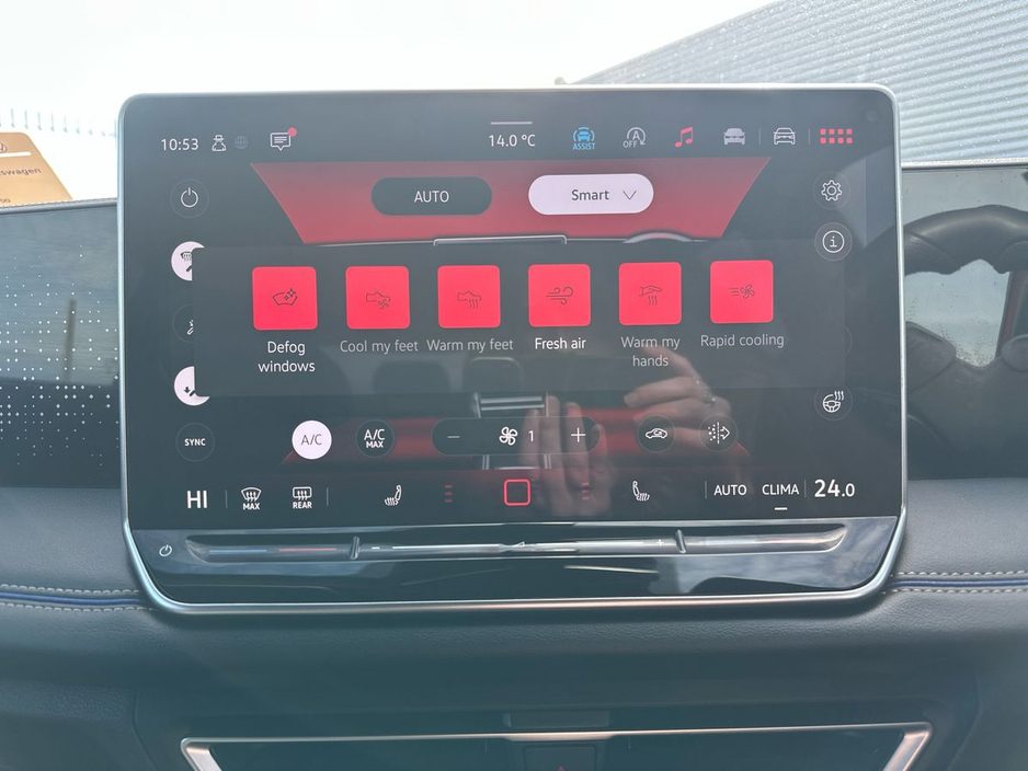 2025 Volkswagen Tiguan - image 17