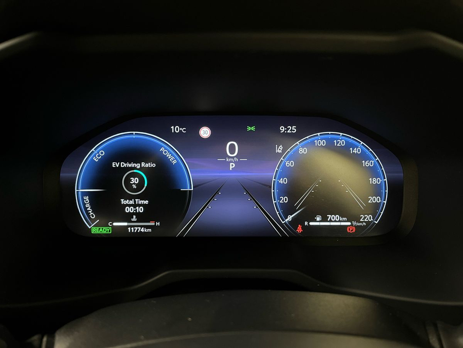 2025 Toyota Rav4 - image 13