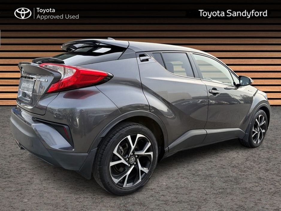 2019 Toyota C-HR - image 2