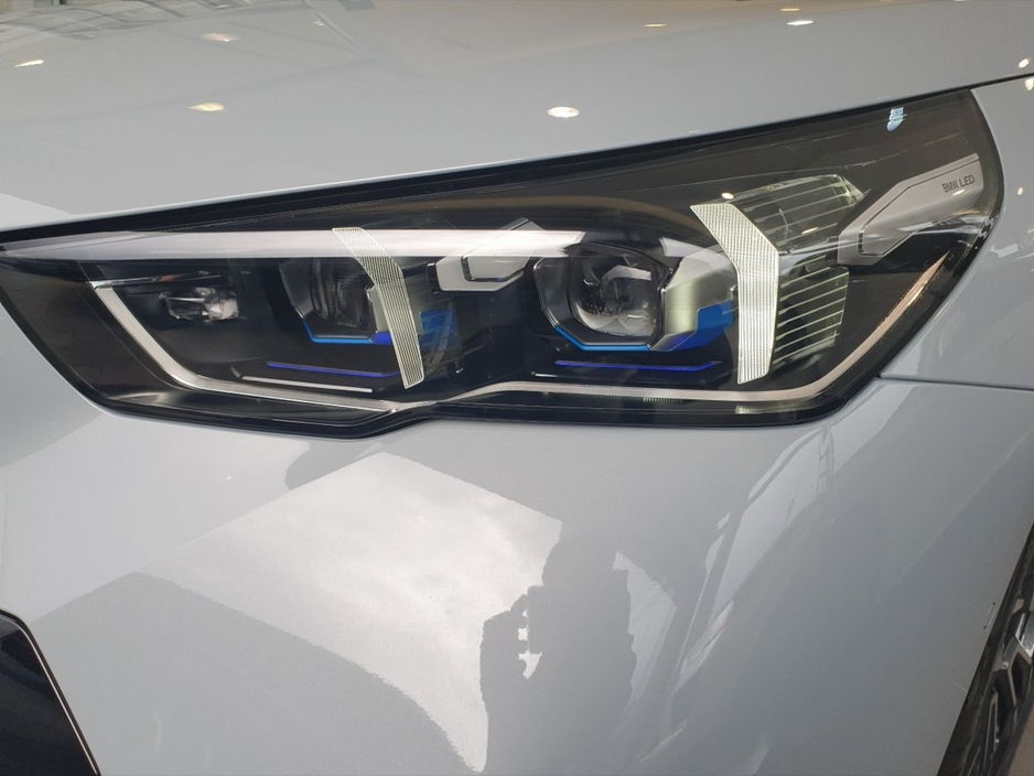 2026 BMW 5 Series - image 21