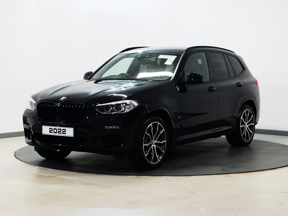 2022 BMW X3 - image 8