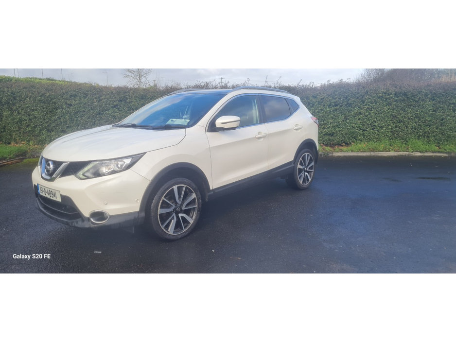 2015 Nissan Qashqai - image 13