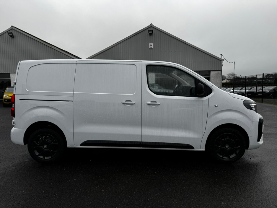 2025 Opel Vivaro - image 5