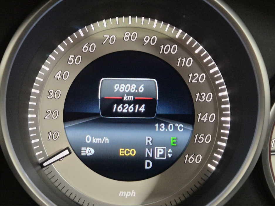 2015 Mercedes-Benz E Class - image 13