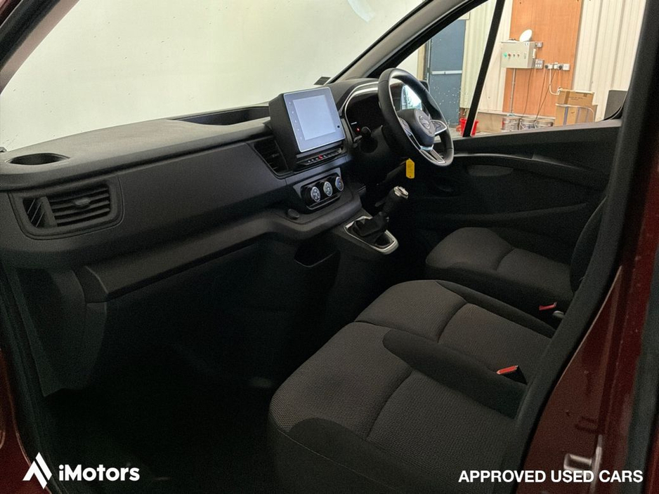 2026 Nissan Primastar DEMO L2H1 130 SV Premium