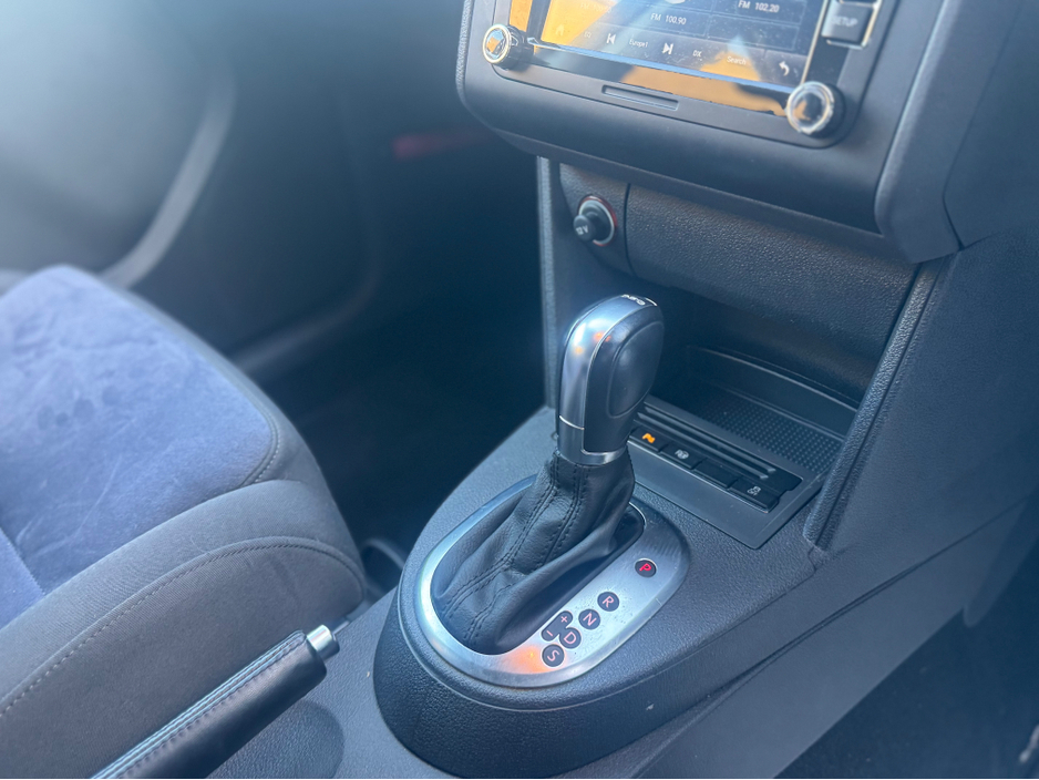 2014 Volkswagen Touran 1.4i HIGHLINE... AUTOMATIC...2 KEYS €11,950