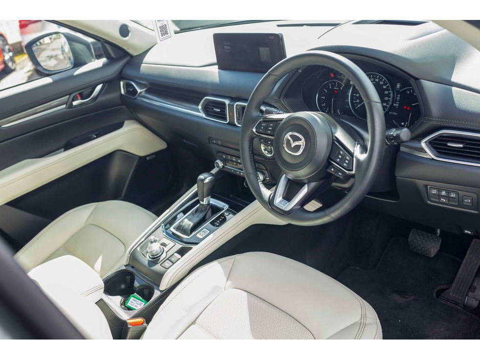 2025 Mazda CX-5 - image 10