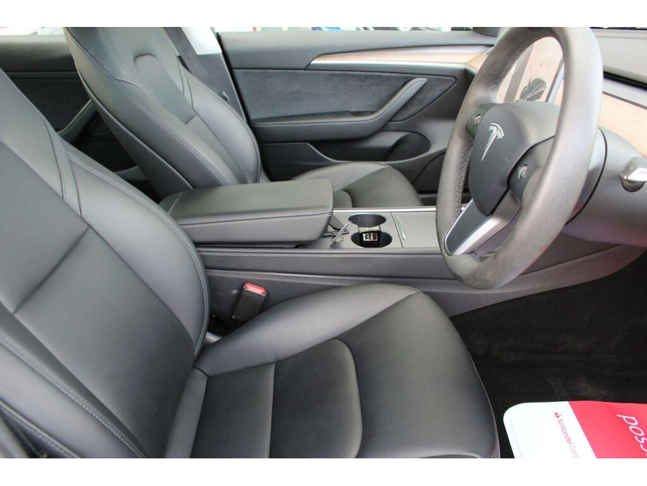 2021 Tesla Model 3 - image 5