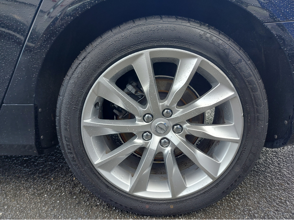 2021 Volvo S90 D4 MOMENTUM AT 4DR AUTO €34,950