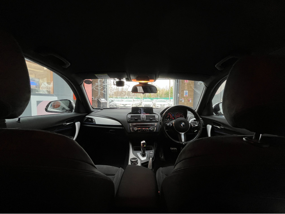 2015 BMW 1 Series - image 12