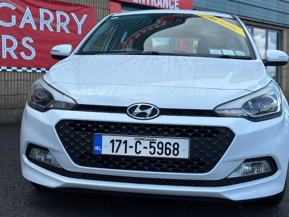 2017 Hyundai i20 - image 3