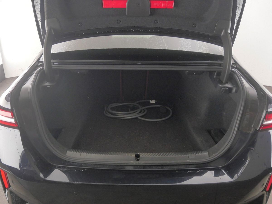 2025 BMW 5 Series - image 12