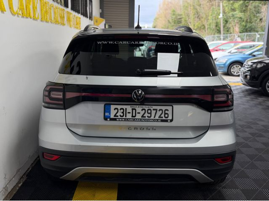 2023 Volkswagen T-Cross - image 5