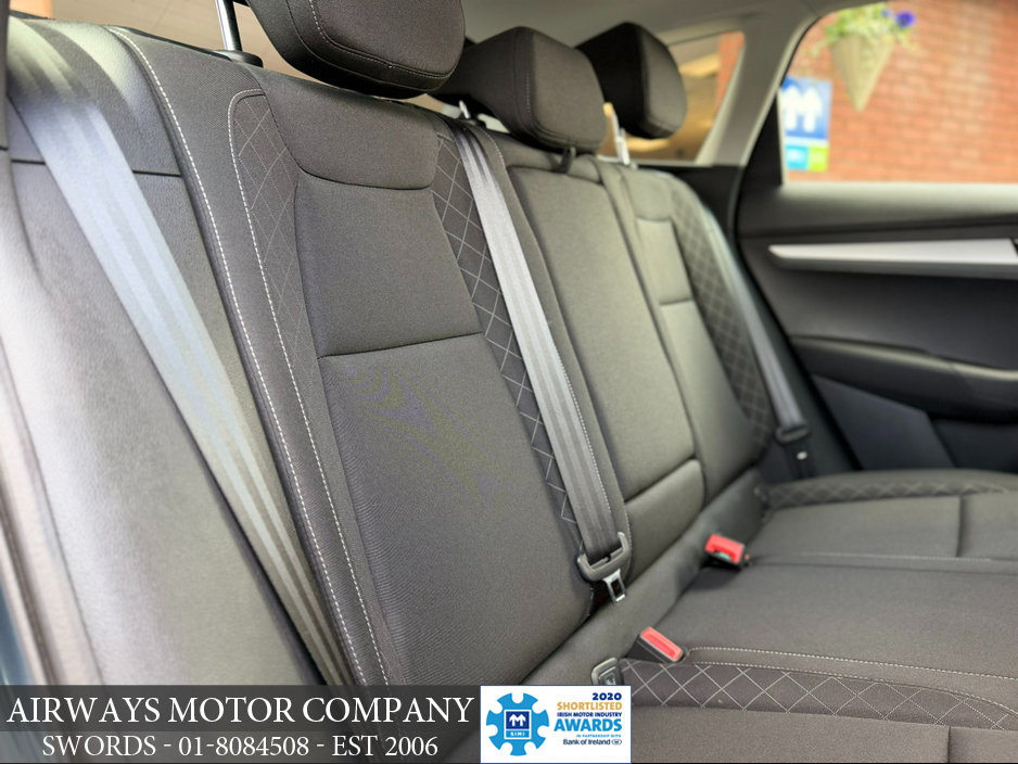 2019 Skoda Karoq - image 18