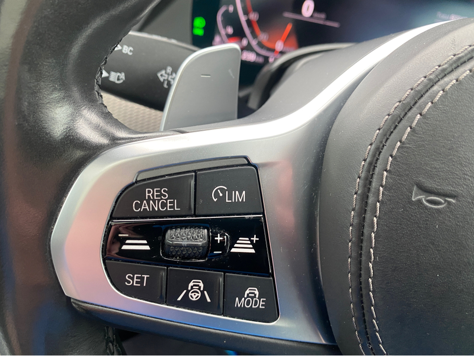 2020 BMW X5 - image 20