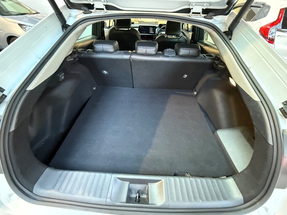 2023 Toyota Prius - image 35