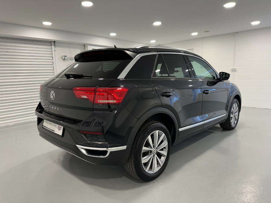 2020 Volkswagen T-Roc - image 15