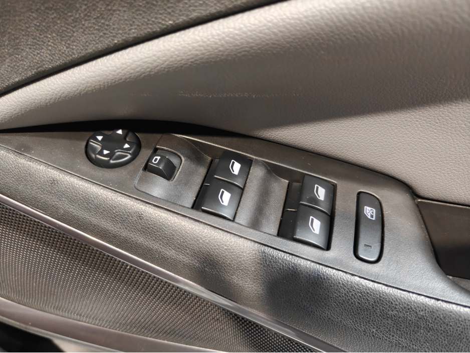 2019 Opel Crossland X - image 27