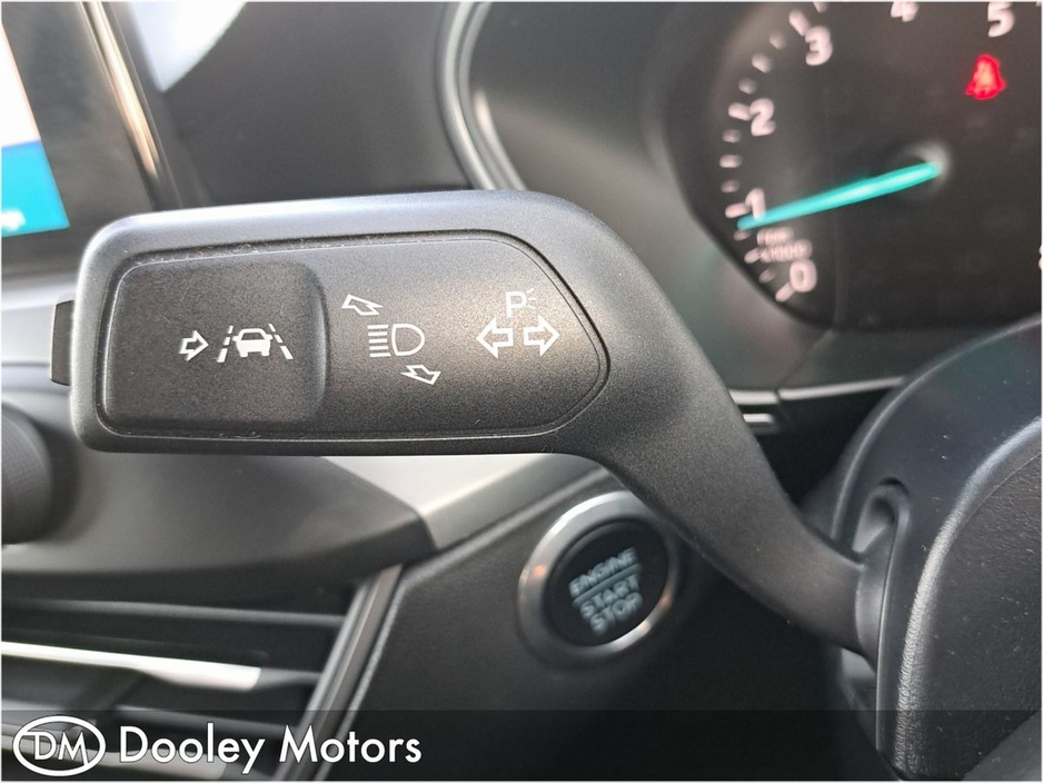 2022 Ford Focus - image 24