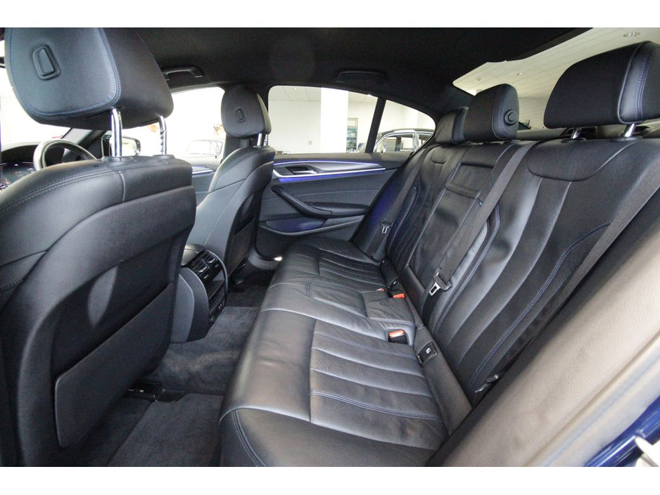 2022 BMW 5 Series 520D M SPORT €39,899