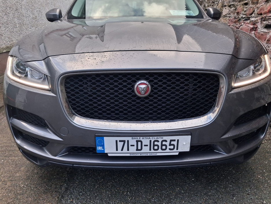 2017 Jaguar F-Pace 2.0 i4 D 180PS Prestige RWD €12,750