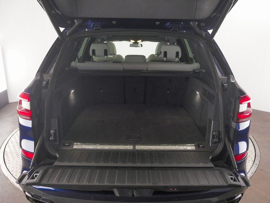 2023 BMW X5 xDrive45e M Sport €76,900