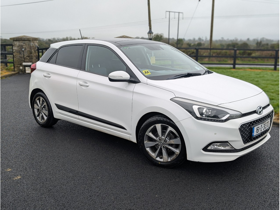 2016 Hyundai i20 - image 14