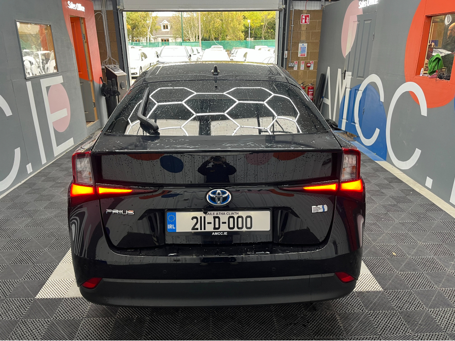 2021 Toyota Prius €20950! 2021 TOYOTA PRIUS 1.8L HYBRID / 107K KMS /  ADAPTIVE CRUISE CONTROL, REVERSE CAMERA & MORE €20,950