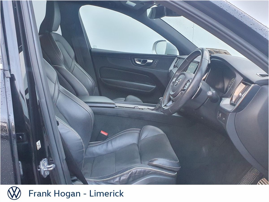 2019 Volvo XC60 D4 190HP AWD R-DESIGN AUTO €29,900