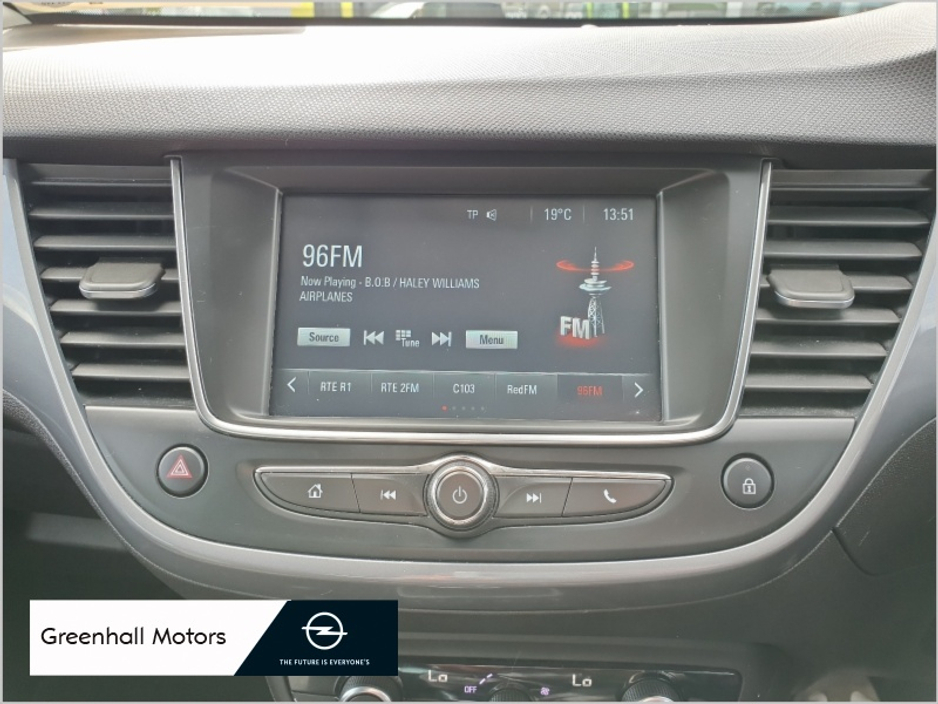 2022 Opel Crossland X - image 18